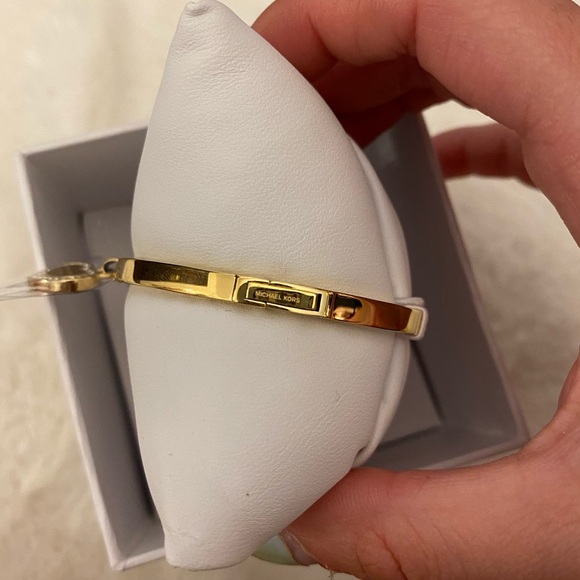 Michael Kors Bangle - Picture 3 of 5